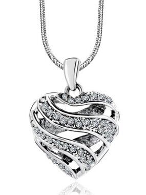 NEW Pugster Silver Tone Rhinestone Heart Pendant 16 1/2" Necklace